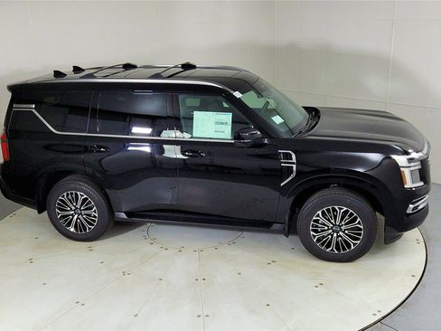 New 2026 Nissan Armada Platinum image 23