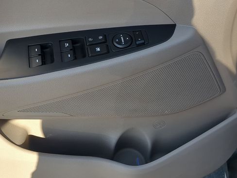 Used 2020 Hyundai Tucson SEL image 15