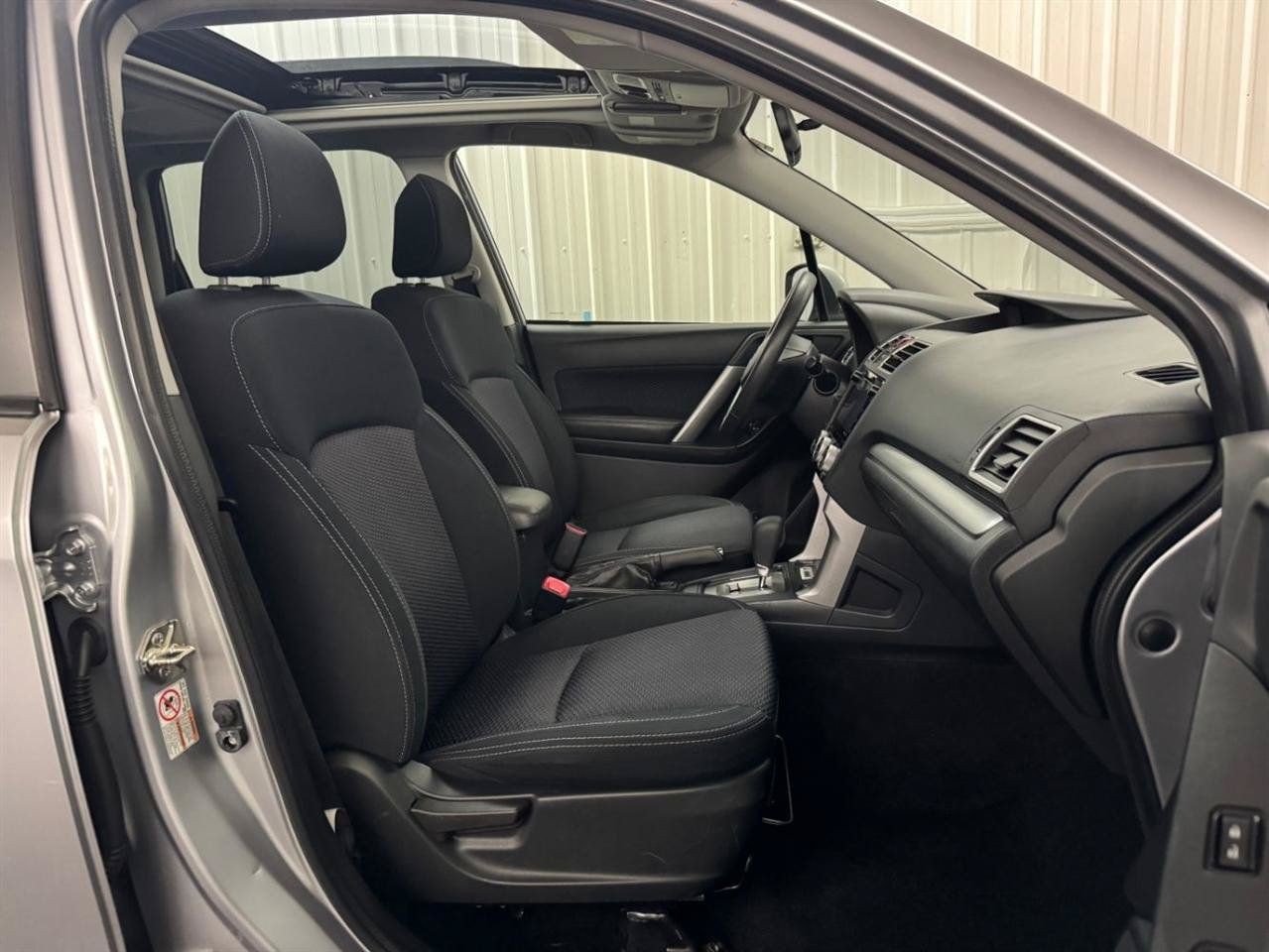 Used 2018 Subaru Forester 2.5i Premium w/ All-Weather Package AWD/4WD image 11