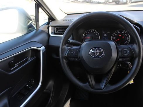 Used 2021 Toyota RAV4 LE w/ Carpet Mat Package (TMS) FWD image 40