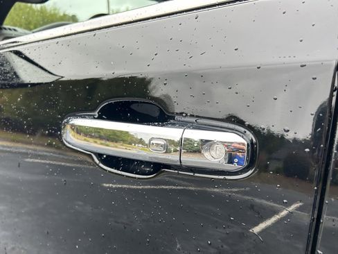 Certified 2022 Chevrolet Silverado 1500 High Country image 29