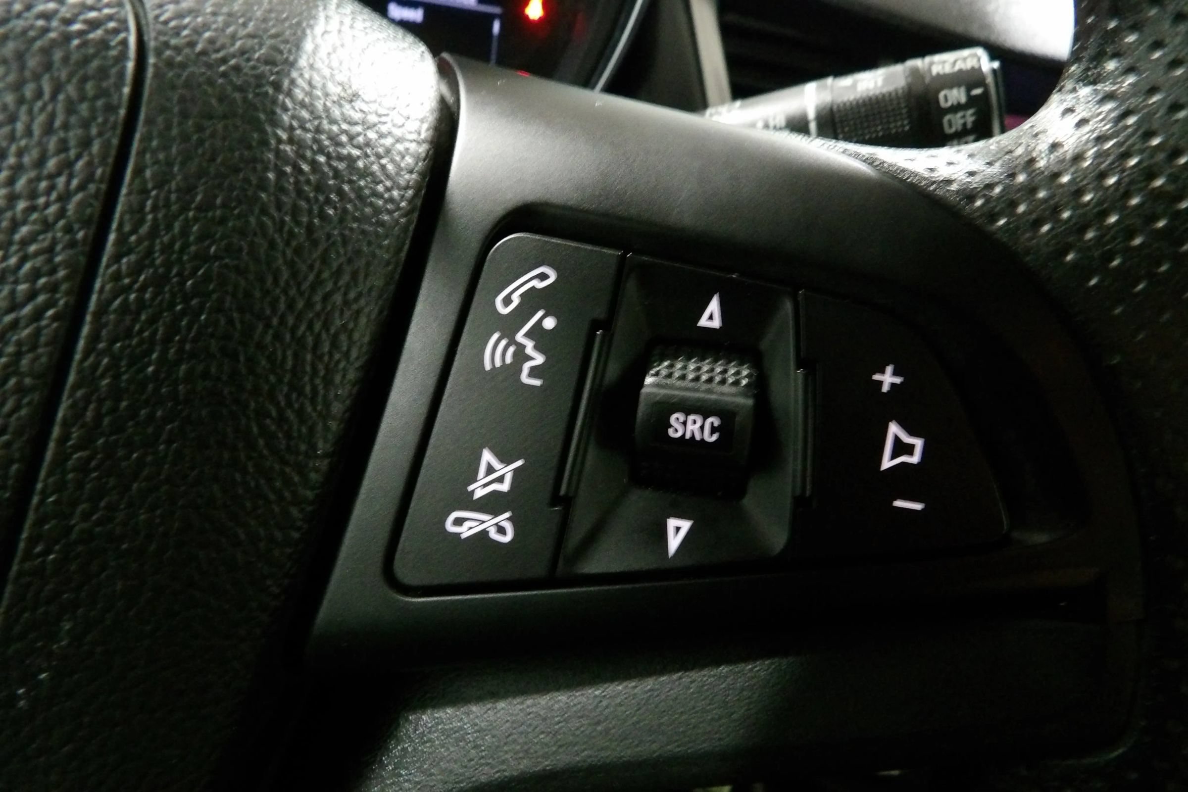 Used 2021 Chevrolet Trax LS FWD image 14