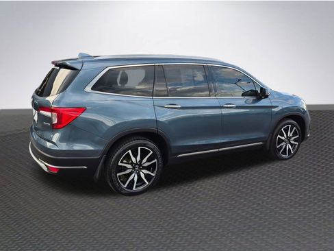 Used 2022 Honda Pilot Touring image 4