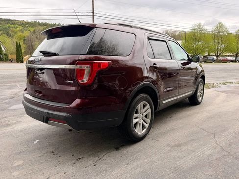 Used 2019 Ford Explorer XLT w/ Equipment Group 201A AWD/4WD image 5