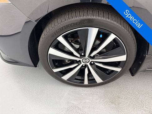Used 2021 Nissan Altima 2.5 SR w/ SR Premium Package FWD image 4