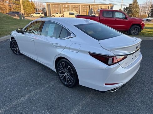 Used 2023 Lexus ES 350 w/ Premium Package image 6
