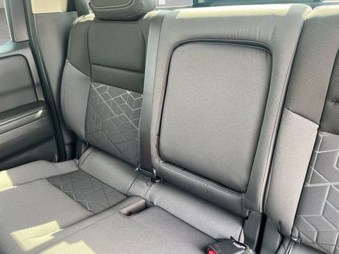 New 2026 Nissan Frontier SV w/ Tow Package image 22