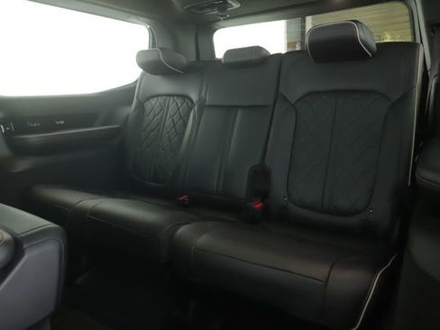 Used 2025 Jeep Grand Wagoneer Series III w/ Rear Seat Video Group 1 AWD/4WD image 32