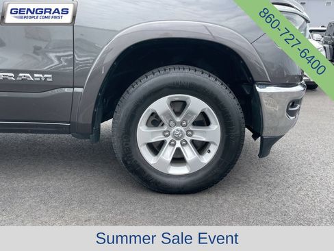 Used 2022 RAM 1500 Laramie AWD/4WD image 9