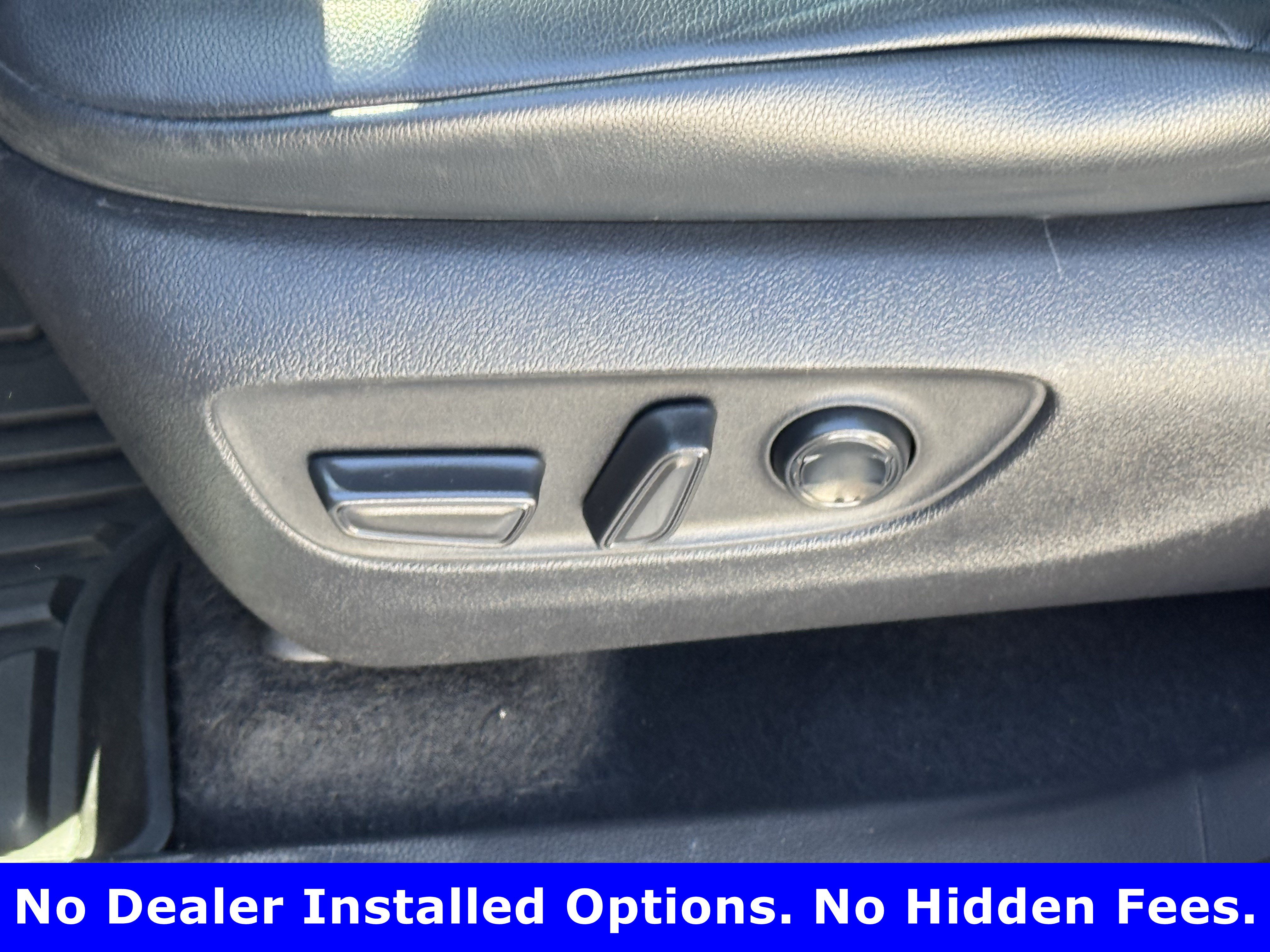 Used 2022 Toyota Highlander XLE FWD image 24