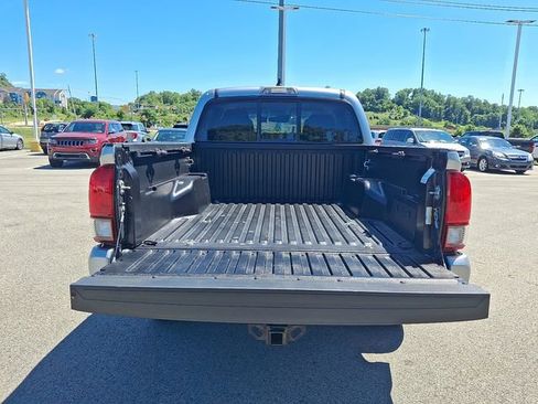 Used 2023 Toyota Tacoma SR AWD/4WD image 26