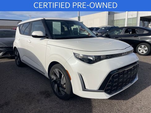 Certified 2024 Kia Soul GT-Line FWD image 2