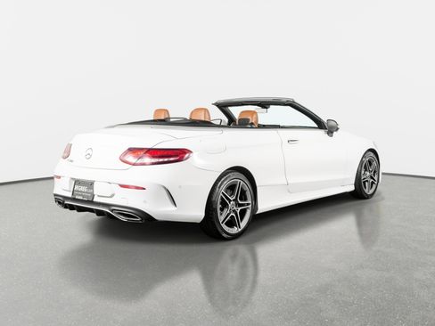 Used 2019 Mercedes-Benz C 300 4MATIC Cabriolet image 10