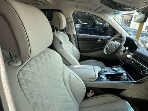 Used 2024 Genesis GV80 3.5T Advanced AWD/4WD image 13