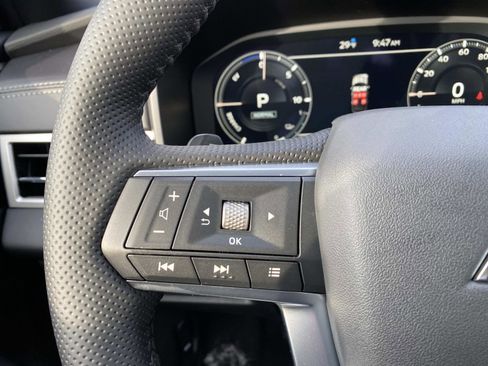 New 2025 Mitsubishi Outlander SEL Black Edition image 14