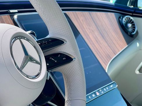 Certified 2023 Mercedes-Benz EQE AMG 4MATIC Sedan image 46