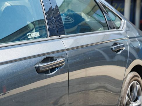 Used 2025 Honda Accord EX-L image 14