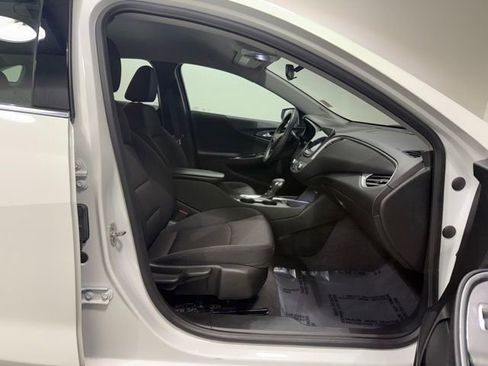 Certified 2023 Chevrolet Malibu LT image 24