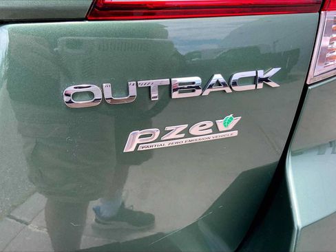 Used 2014 Subaru Outback 2.5i Premium w/ Popular Package #1B AWD/4WD image 10