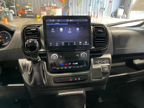 Used 2022 RAM ProMaster 2500 FWD image 15