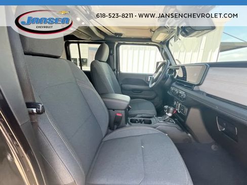 Used 2024 Jeep Wrangler Unlimited Sahara w/ Dual Top Group AWD/4WD image 28