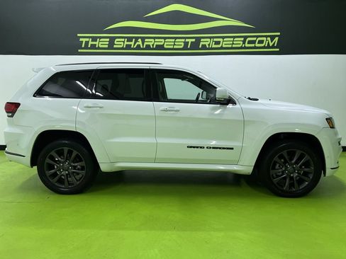 Used 2019 Jeep Grand Cherokee High Altitude AWD/4WD image 11
