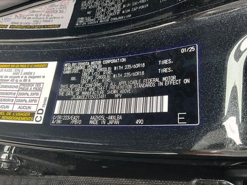 Used 2025 Lexus NX 350h AWD w/ Premium Package image 36