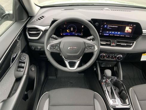 New 2026 Chevrolet TrailBlazer LT w/ Convenience Package FWD image 27