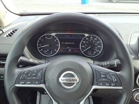 Used 2023 Nissan Sentra SV image 12