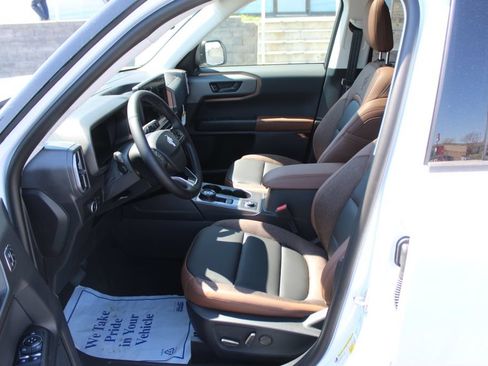 New 2026 Ford Bronco Sport Outer Banks w/ Outer Banks Tech Package+ AWD/4WD image 25