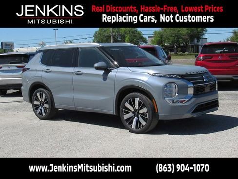 New 2026 Mitsubishi Outlander SEL FWD image 1