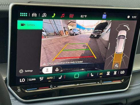 New 2026 Volkswagen Tiguan SE AWD/4WD image 17