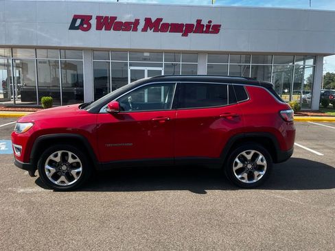 Used 2019 Jeep Compass Limited image 33