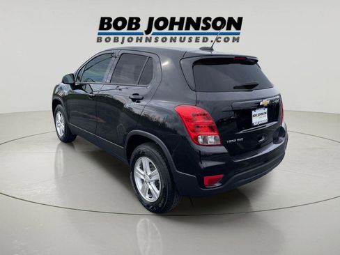 Used 2020 Chevrolet Trax LS w/ Tint and Cruise Package AWD/4WD image 5