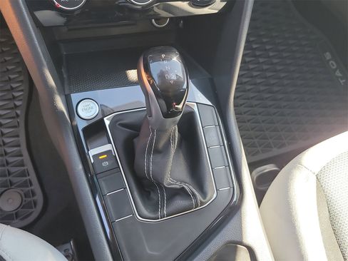 Certified 2025 Volkswagen Taos S image 25