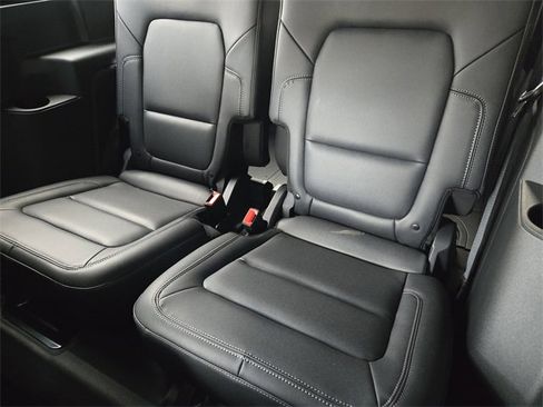 New 2025 Ford Bronco Badlands image 22