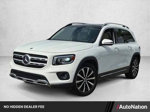 Used 2022 Mercedes-Benz GLB 250 4MATIC image 1