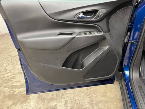 Used 2022 Chevrolet Equinox LT image 10