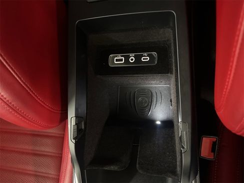 Used 2022 Alfa Romeo Stelvio Veloce image 31