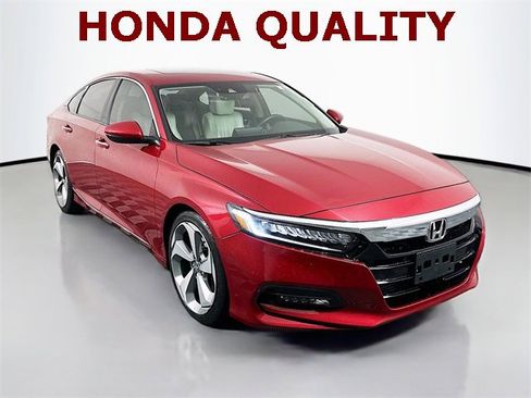 Used 2018 Honda Accord Touring image 1