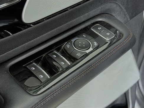 Used 2021 Lincoln Aviator Reserve w/ Equipment Group 201A AWD/4WD image 23