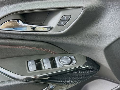 Used 2026 Chevrolet Trax RS w/ Driver Confidence Package image 17