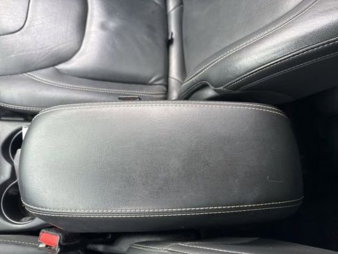 Used 2015 Jeep Cherokee Limited image 27