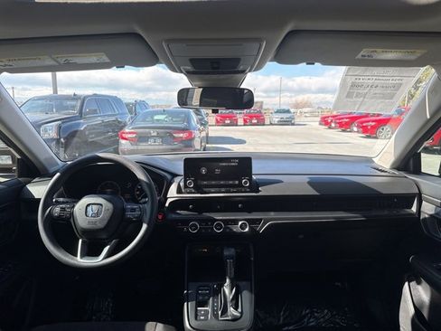 Used 2024 Honda CR-V EX image 20