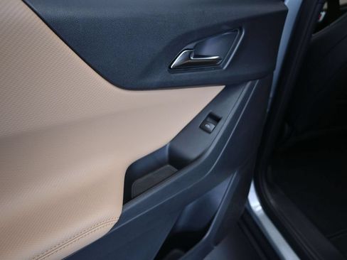 New 2026 Chevrolet Equinox ACTIV w/ Convenience Package III FWD image 15