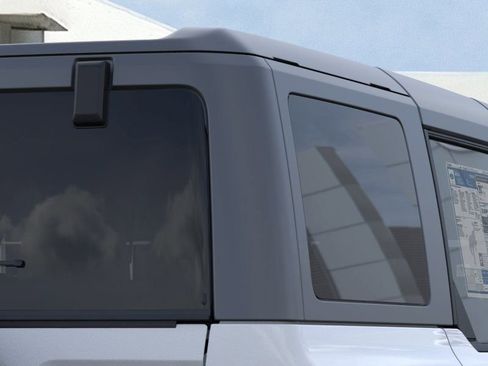 New 2025 Ford Bronco 4-Door AWD/4WD image 25