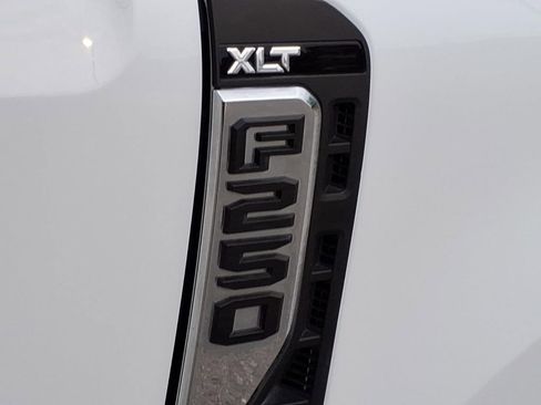 Certified 2024 Ford F250 XLT image 4