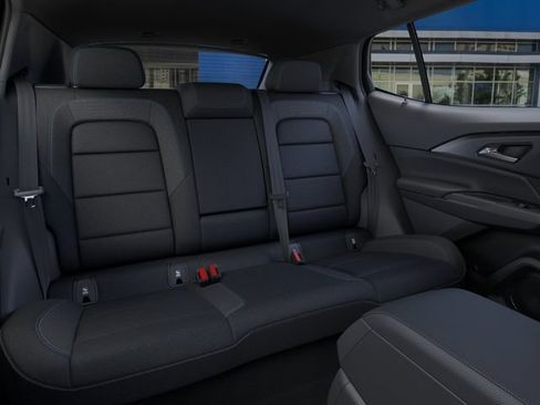 New 2026 Chevrolet Equinox EV LT FWD image 17