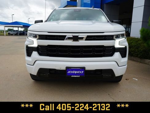 Used 2023 Chevrolet Silverado 1500 RST w/ Convenience Package II AWD/4WD image 3