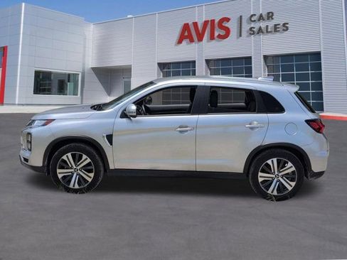 Used 2025 Mitsubishi Outlander Sport SE AWD/4WD image 10